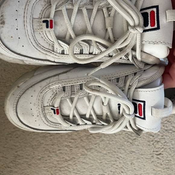 Fila Sneakers Shoe - Picture 2 of 4